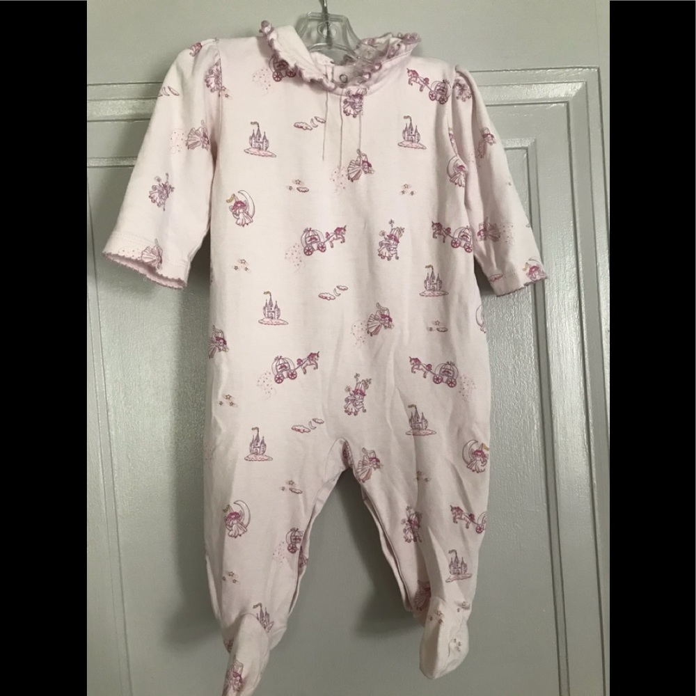 Kissy kissy romper with fairy castle print